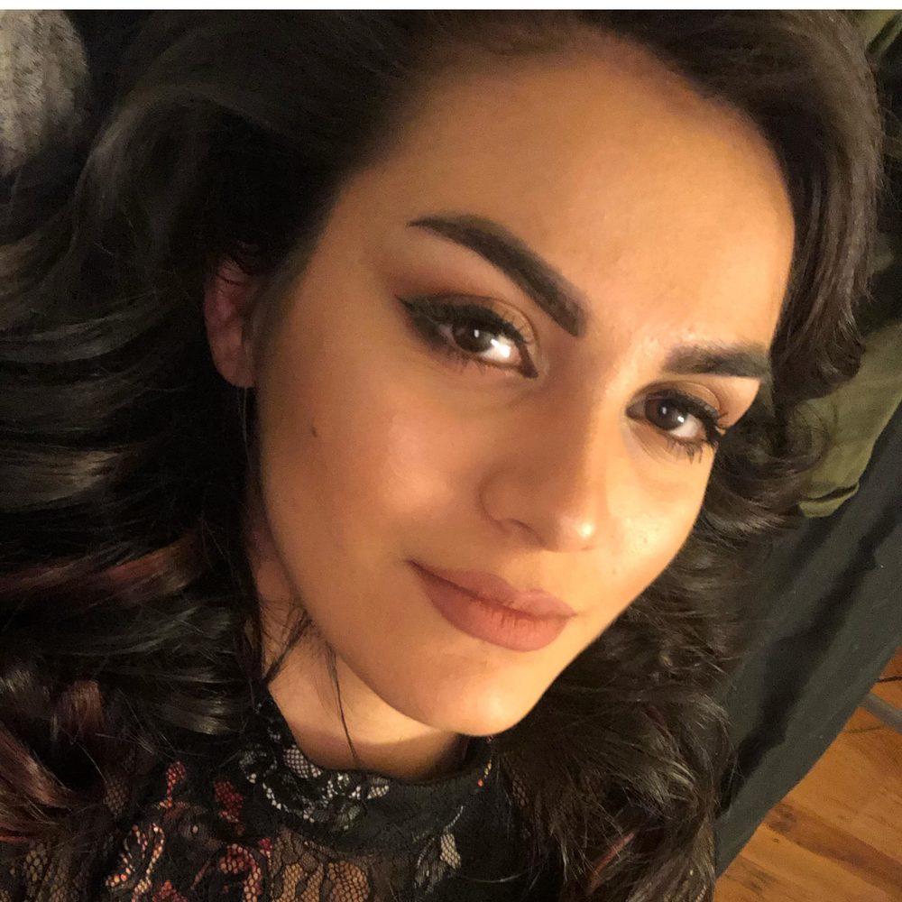 Meet your Posher, Sanaz